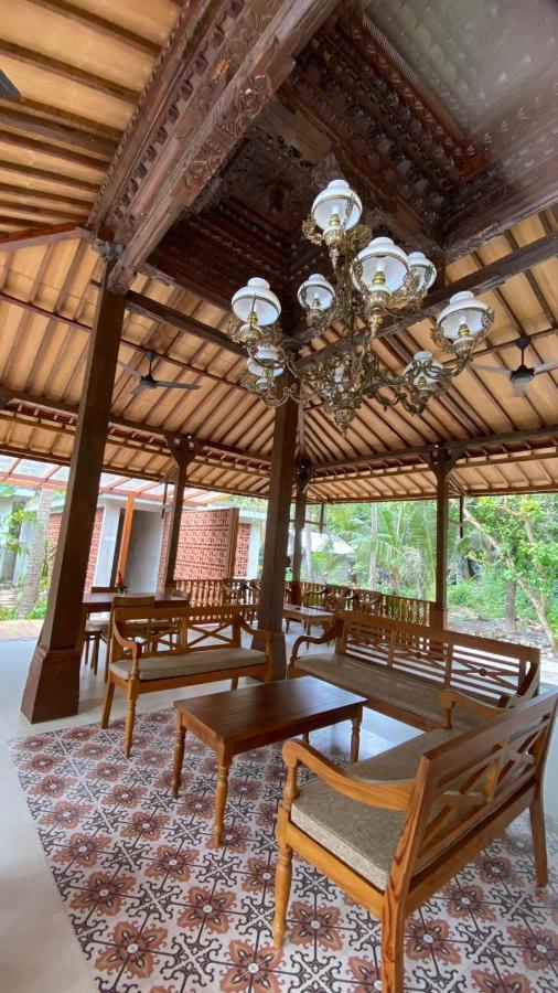 Villa Lova Sambirenteng Gretek Exterior photo