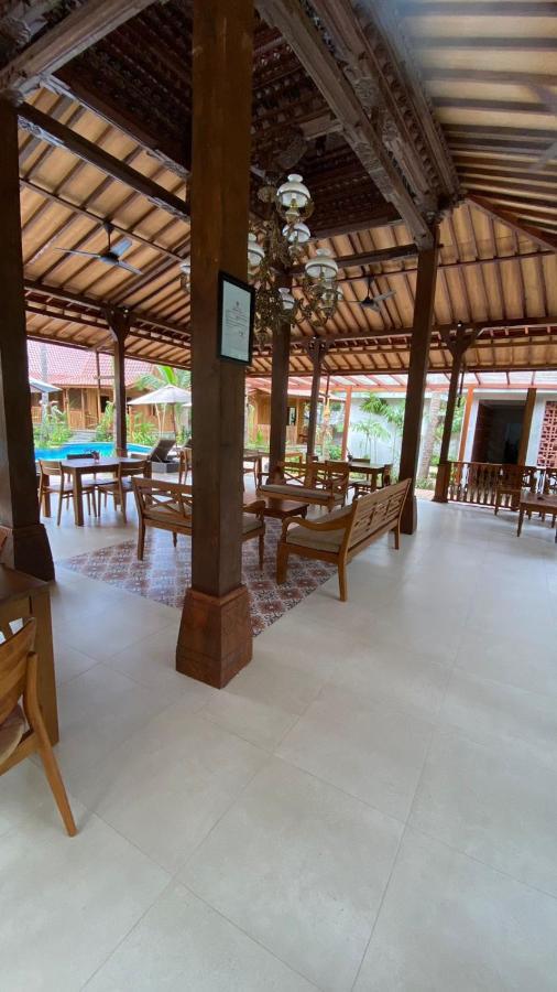 Villa Lova Sambirenteng Gretek Exterior photo